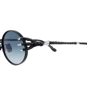 ANNA KARIN KARLSSON - CLAW AVENTURE