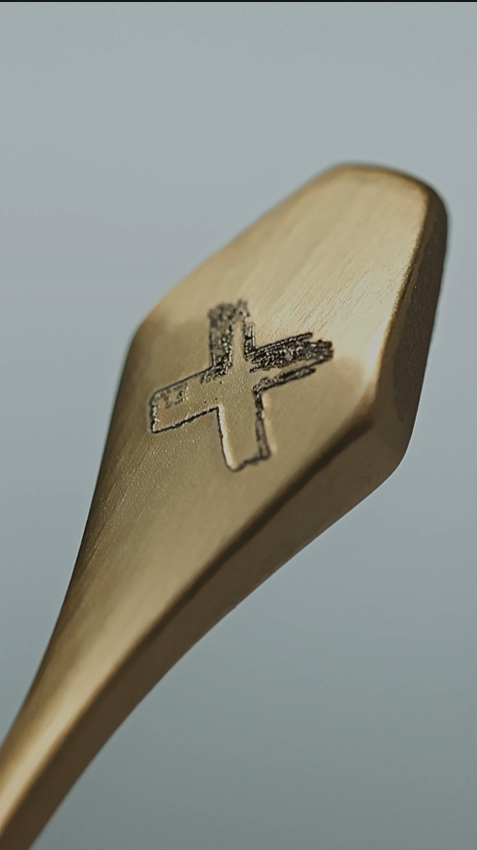 Distinctive Details