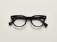BLACK / 46