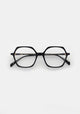 BLACK   001 / 52